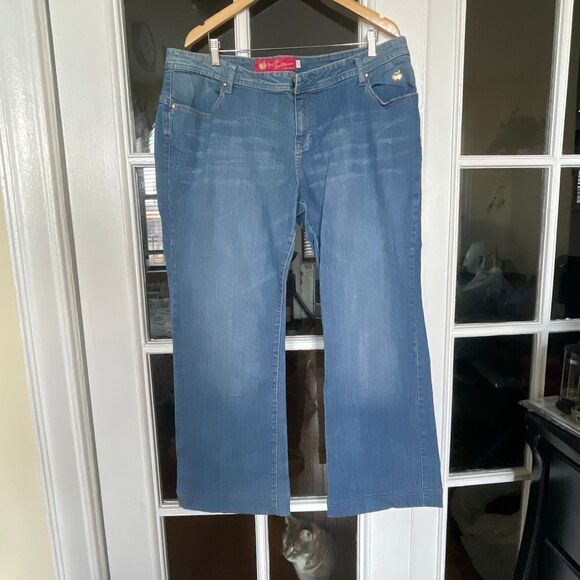 Women’s plus size Y2K apple bottoms jeans embroidered denim bootcut leg size 20 - Picture 2 of 15